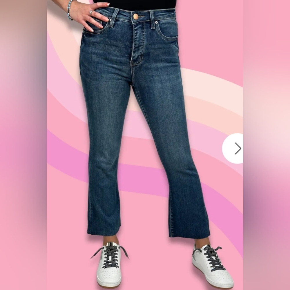 RFM Cropped flair jeans